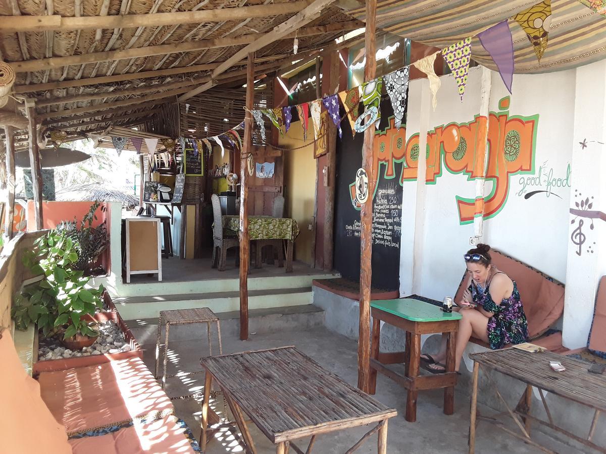 Pariango Beach Motel Praia do Praia do Tofo Eksteriør bilde